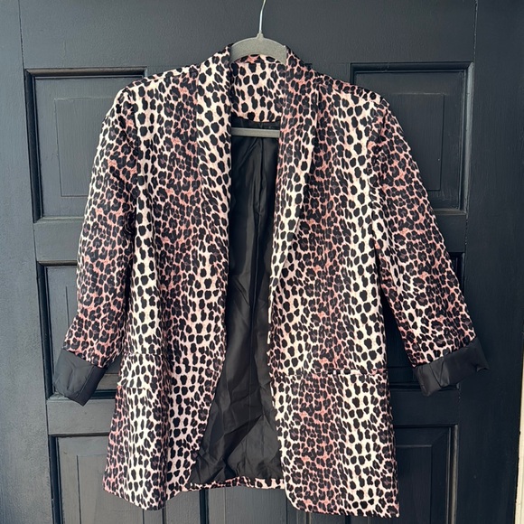 Jackets & Blazers - Leopard Print Women's Jacket